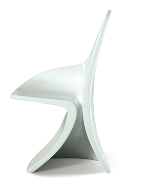 Unique Red Modern Dining Heart Shaped Chair With Avant-Garde Design